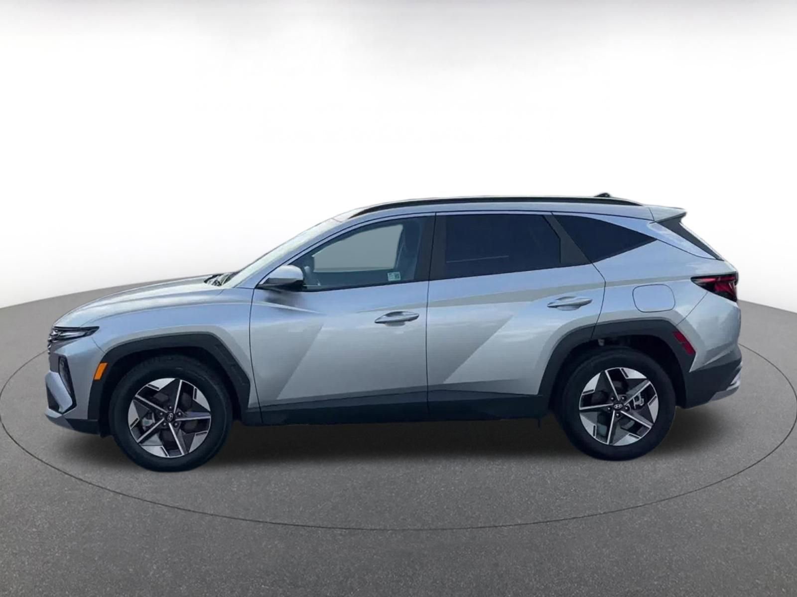 Thumbnail: 2025 Hyundai Tucson - 9