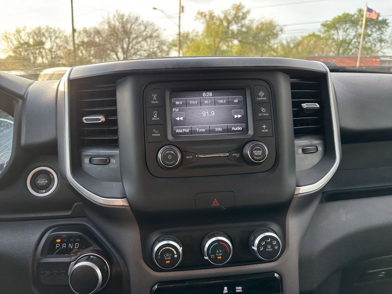 2022 RAM 1500 Big Horn 18