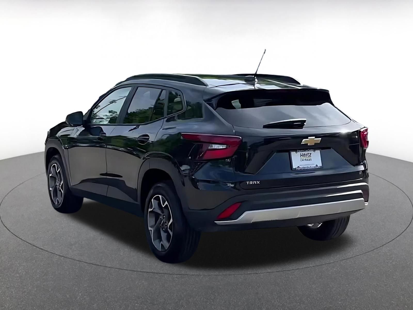 Thumbnail: 2025 Chevrolet Trax - 11