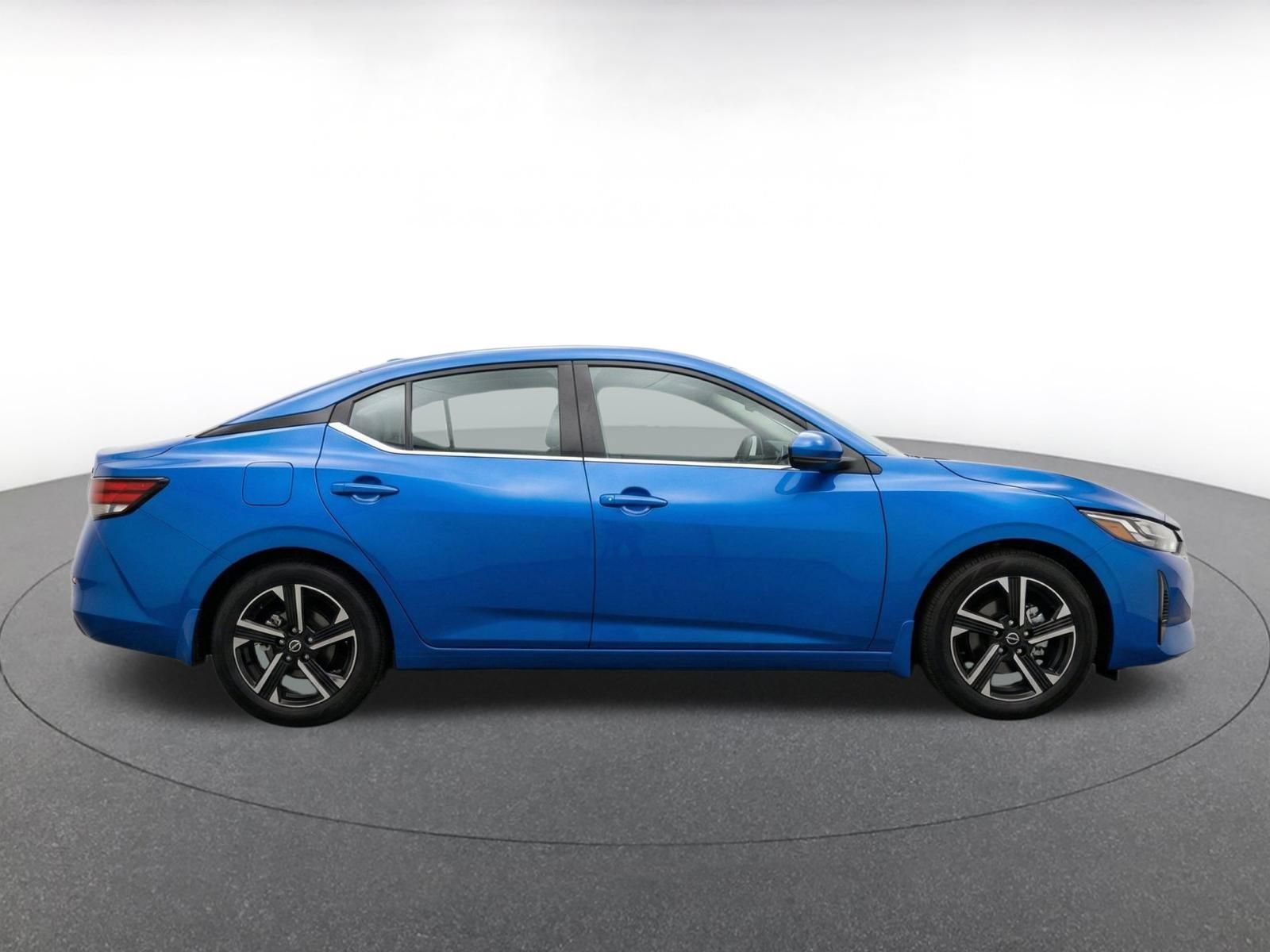 Thumbnail: 2025 Nissan Sentra - 9