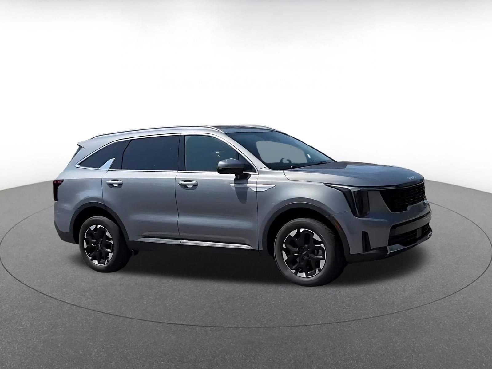 Thumbnail: 2024 Kia Sorento - 2