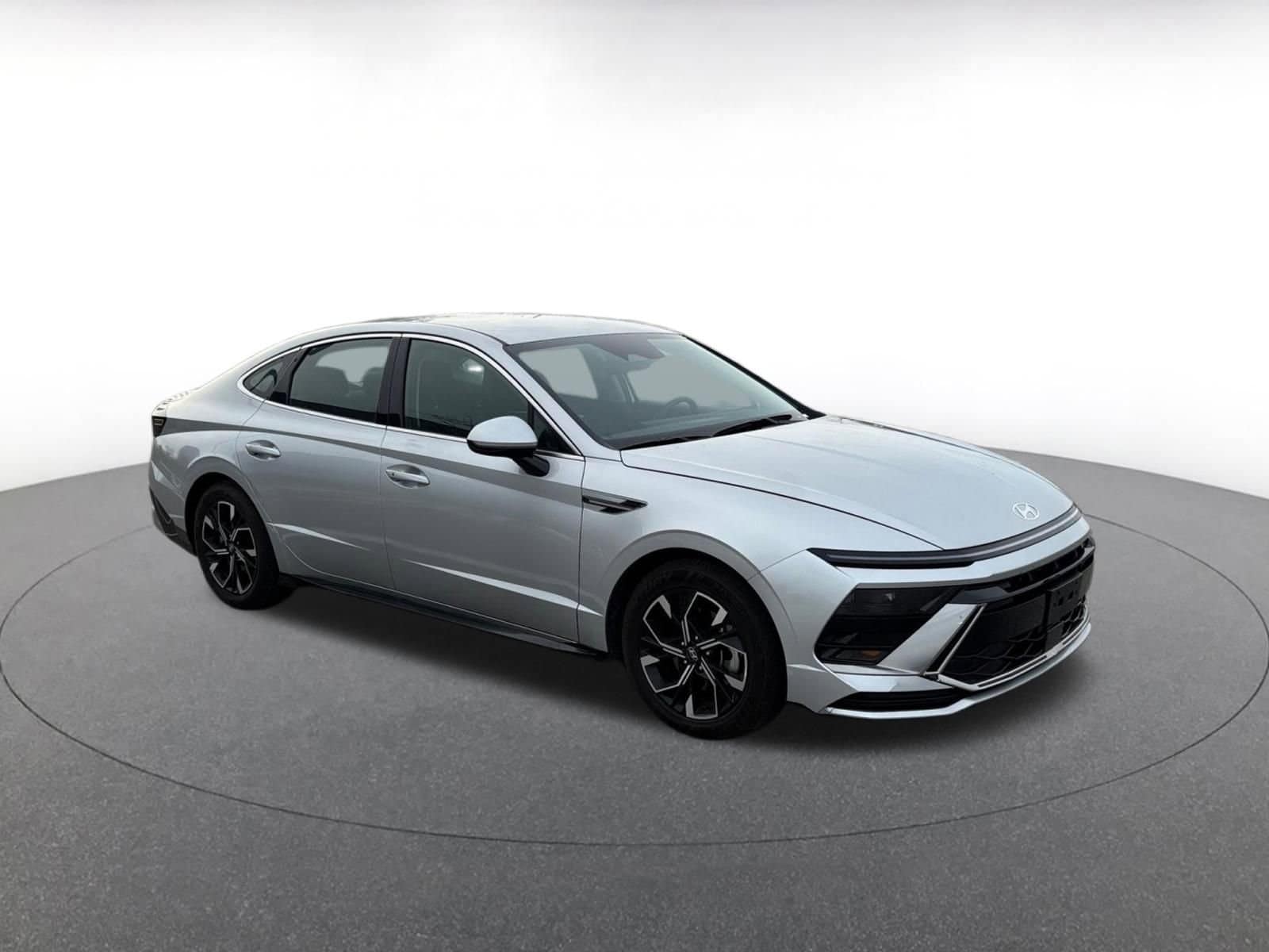 Thumbnail: 2025 Hyundai Sonata - 1