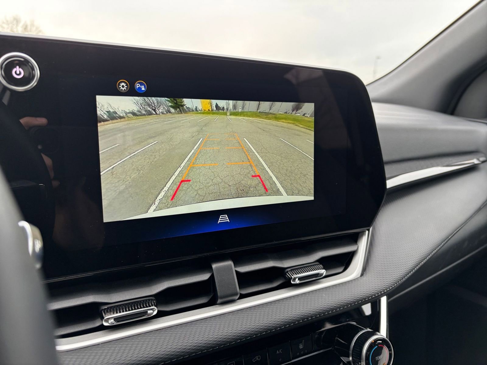 Thumbnail: 2025 Chevrolet Equinox - 17