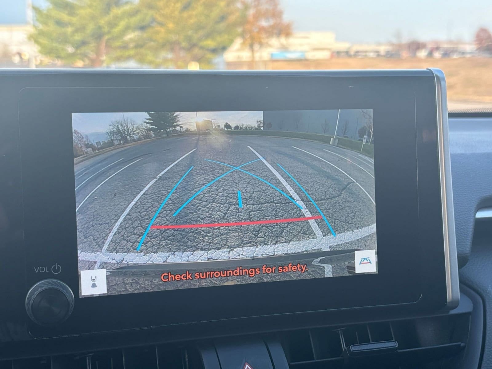 Thumbnail: 2025 Toyota RAV4 - 17