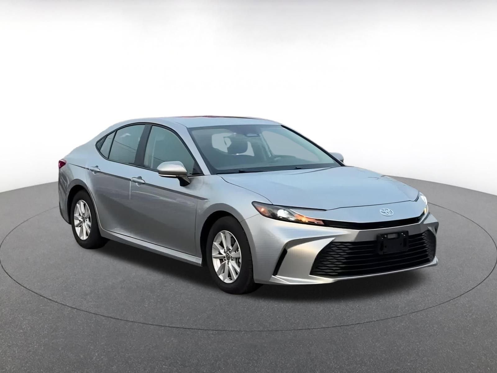 Thumbnail: 2025 Toyota Camry - 3