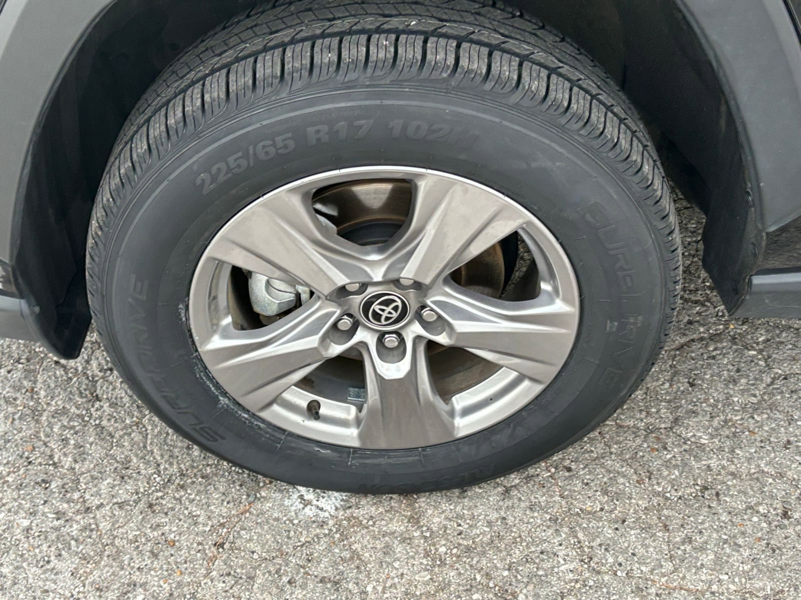 Thumbnail: 2025 Toyota RAV4 - 29