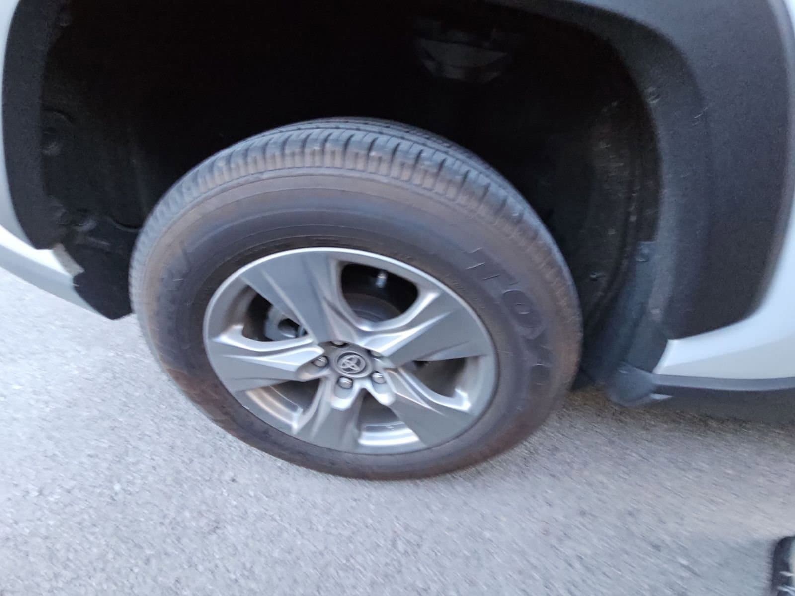 Thumbnail: 2025 Toyota RAV4 - 9