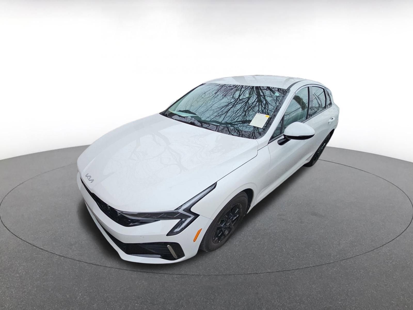 Thumbnail: 2025 Kia K5 - 3