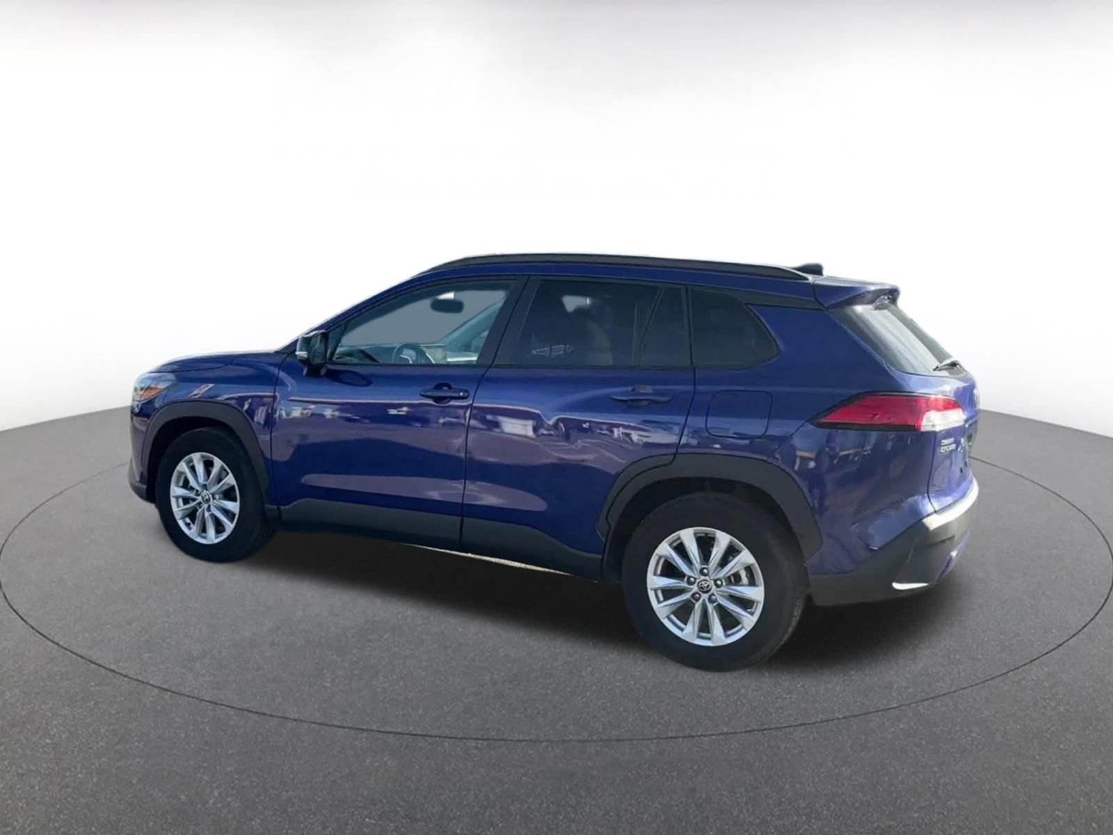 Thumbnail: 2025 Toyota Corolla Cross - 10