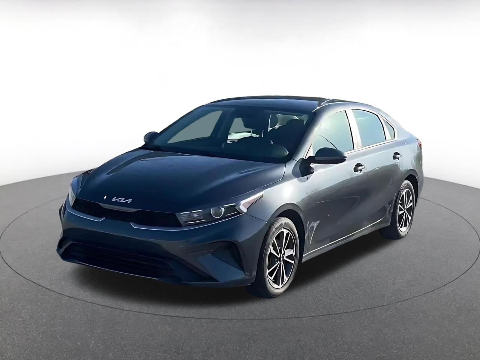 Thumbnail: 2024 Kia Forte - 7