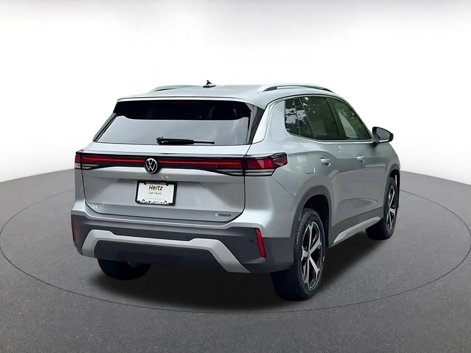 Thumbnail: 2026 Volkswagen Tiguan - 13