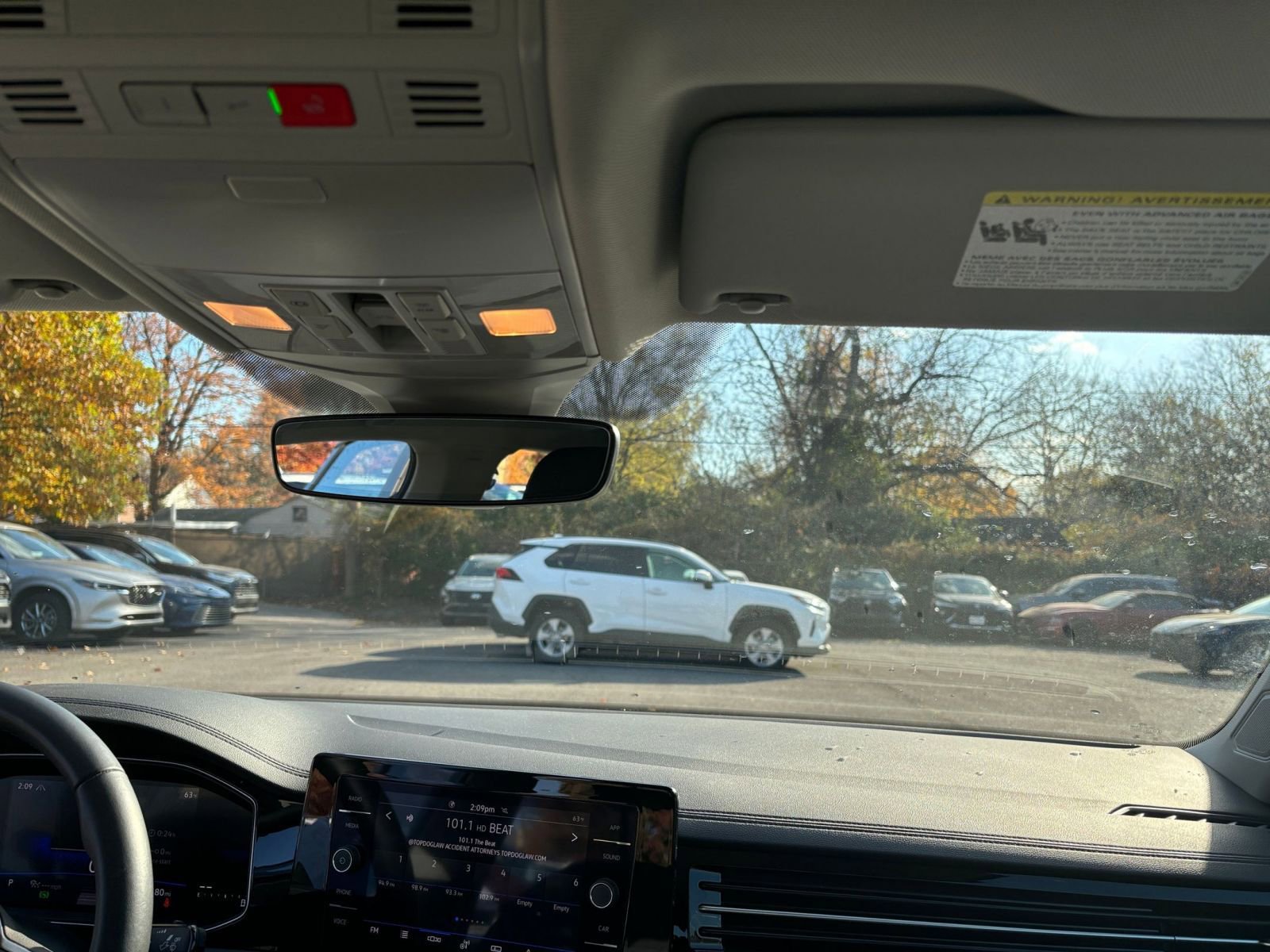 Thumbnail: 2025 Volkswagen Jetta - 32