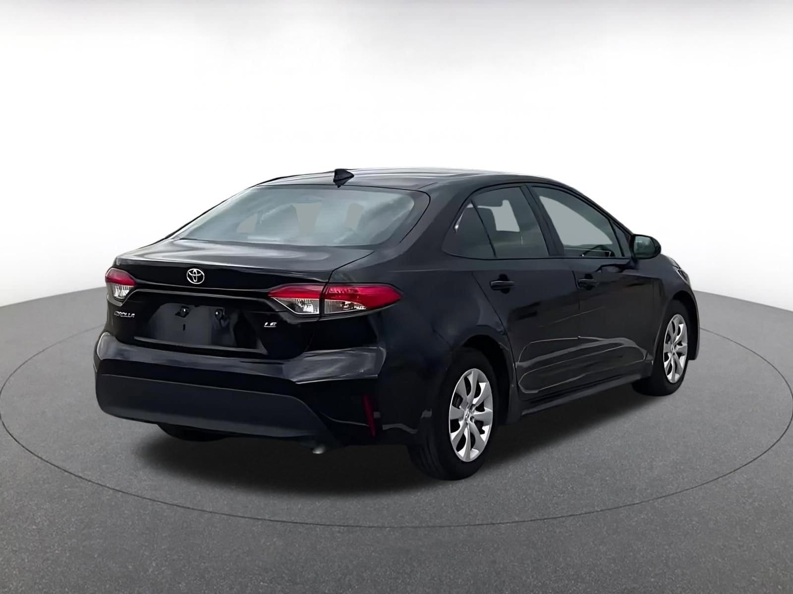 Thumbnail: 2025 Toyota Corolla - 14