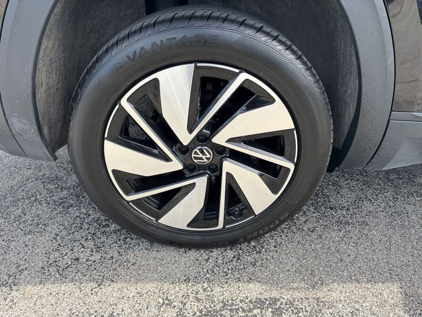 Thumbnail: 2025 Volkswagen Atlas - 32