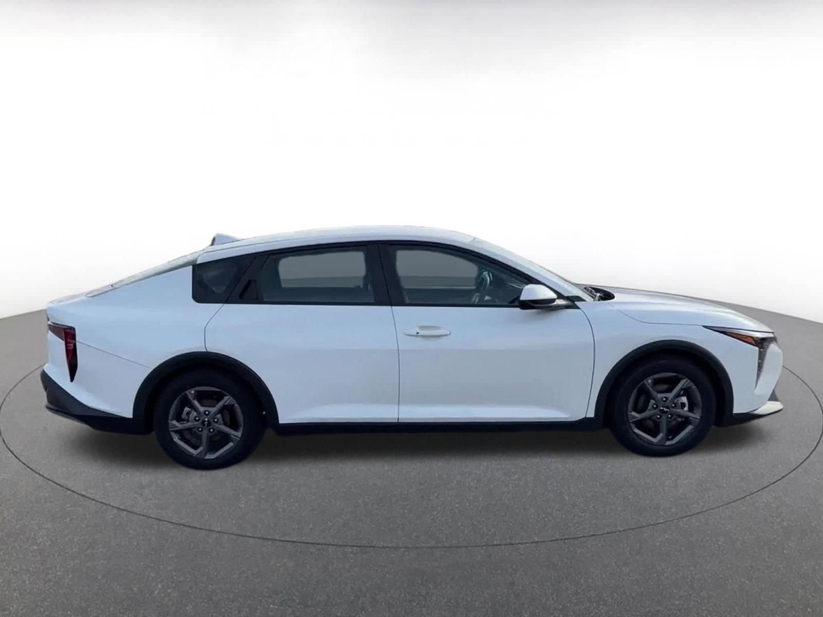 Thumbnail: 2025 Kia K4 - 16