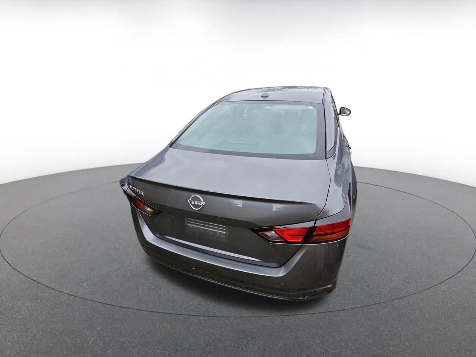 Thumbnail: 2025 Nissan Altima - 4