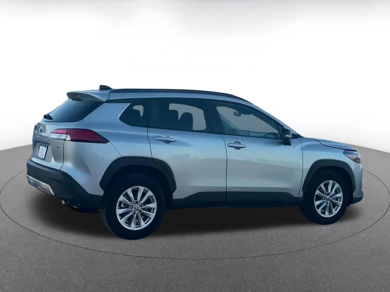 Thumbnail: 2025 Toyota Corolla Cross - 14