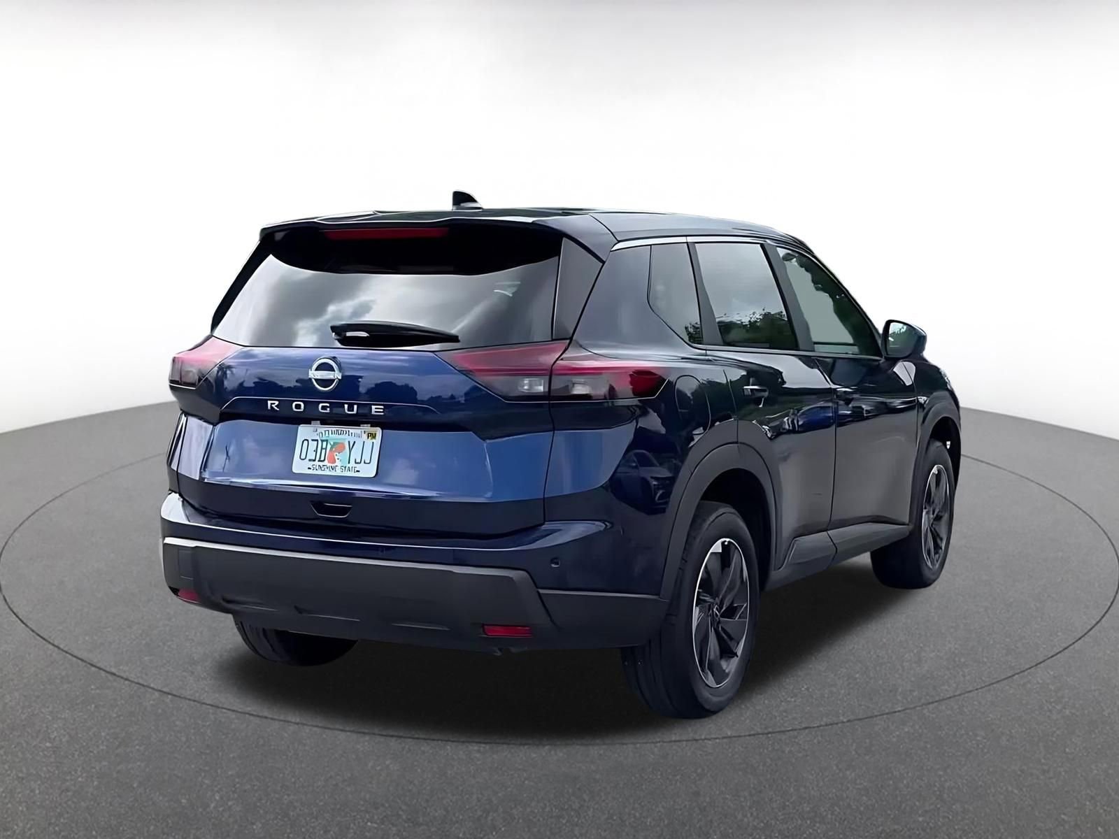 Thumbnail: 2025 Nissan Rogue - 15