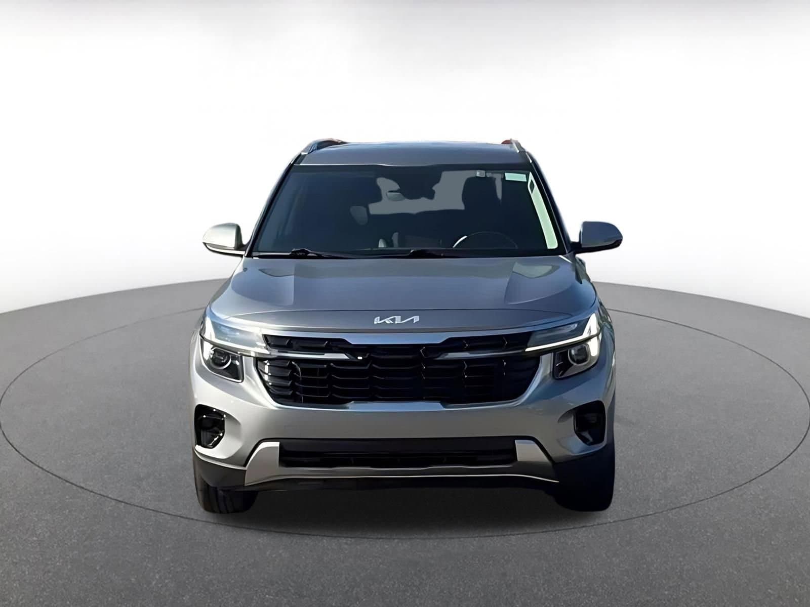 Thumbnail: 2025 Kia Seltos - 4