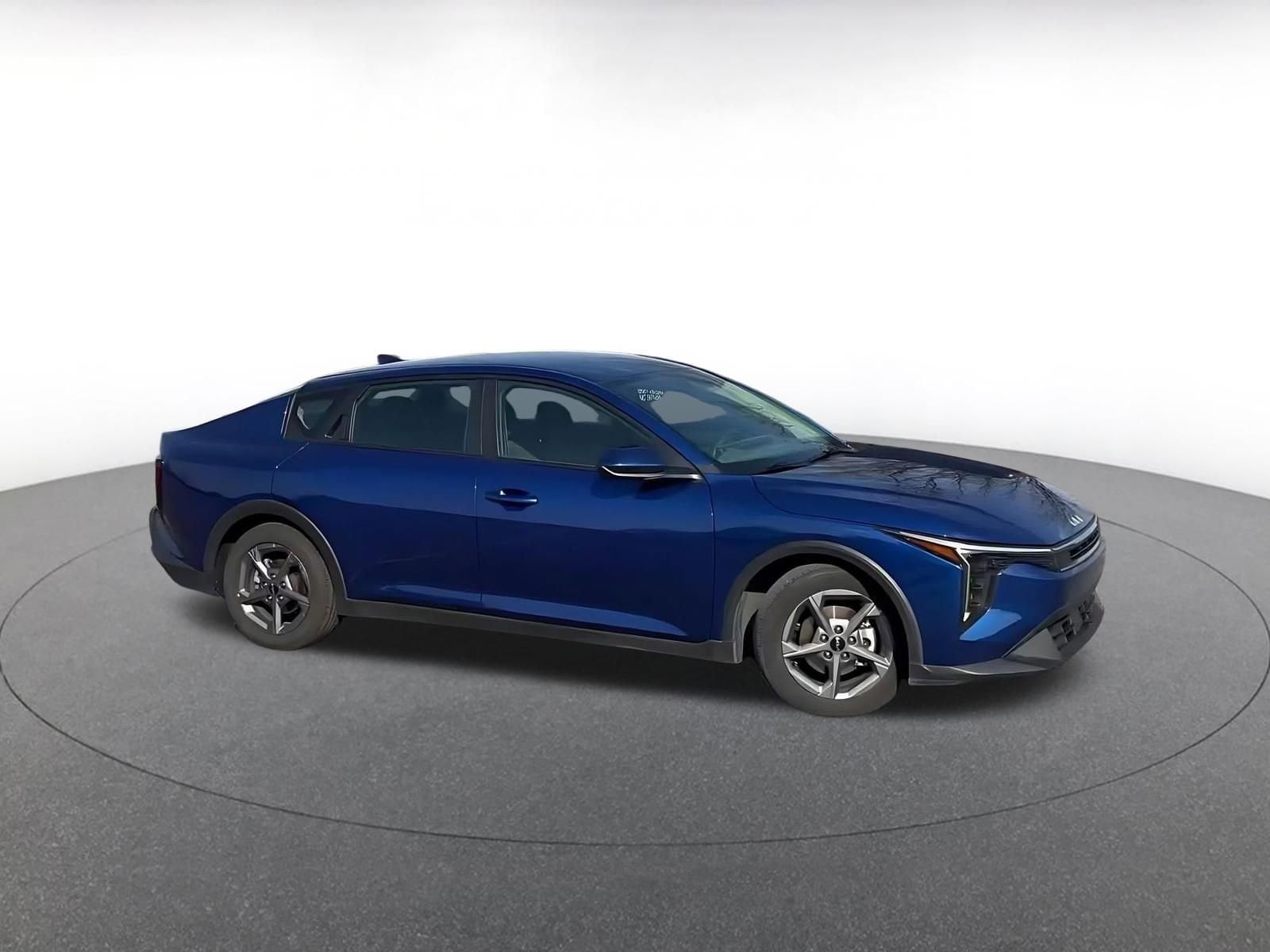 Thumbnail: 2025 Kia K4 - 2