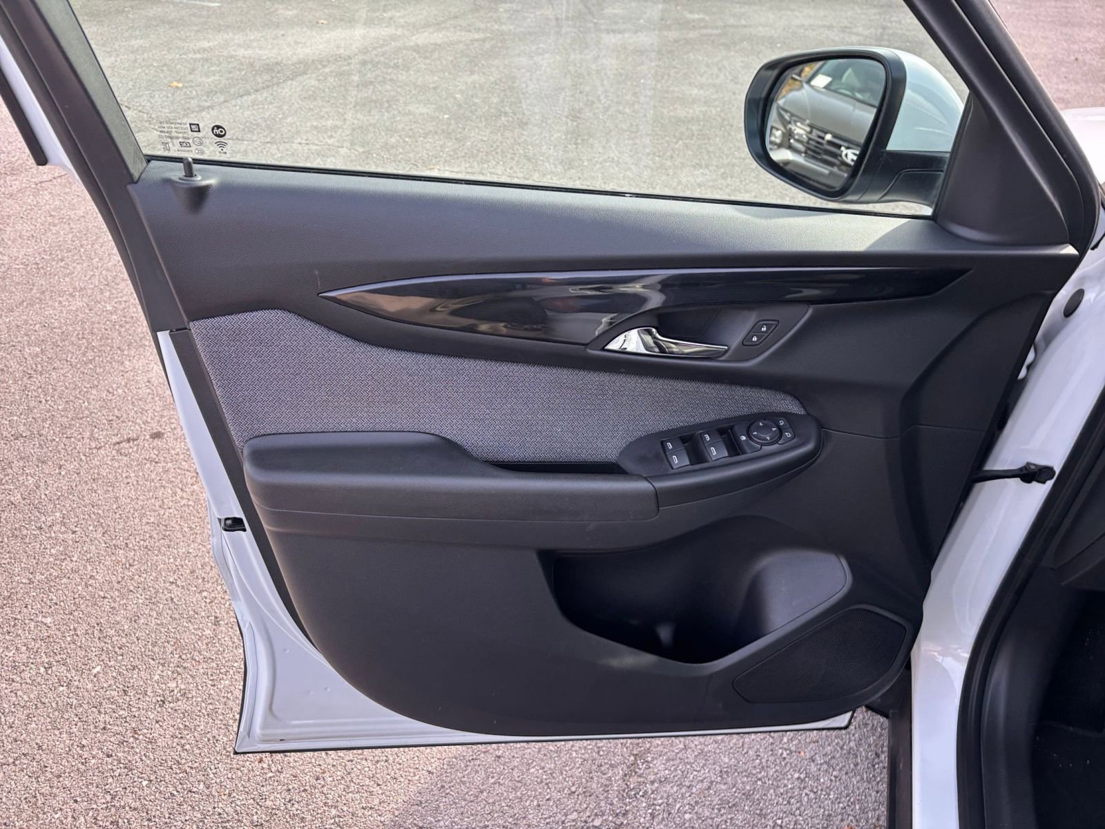 Thumbnail: 2025 Chevrolet TrailBlazer - 20