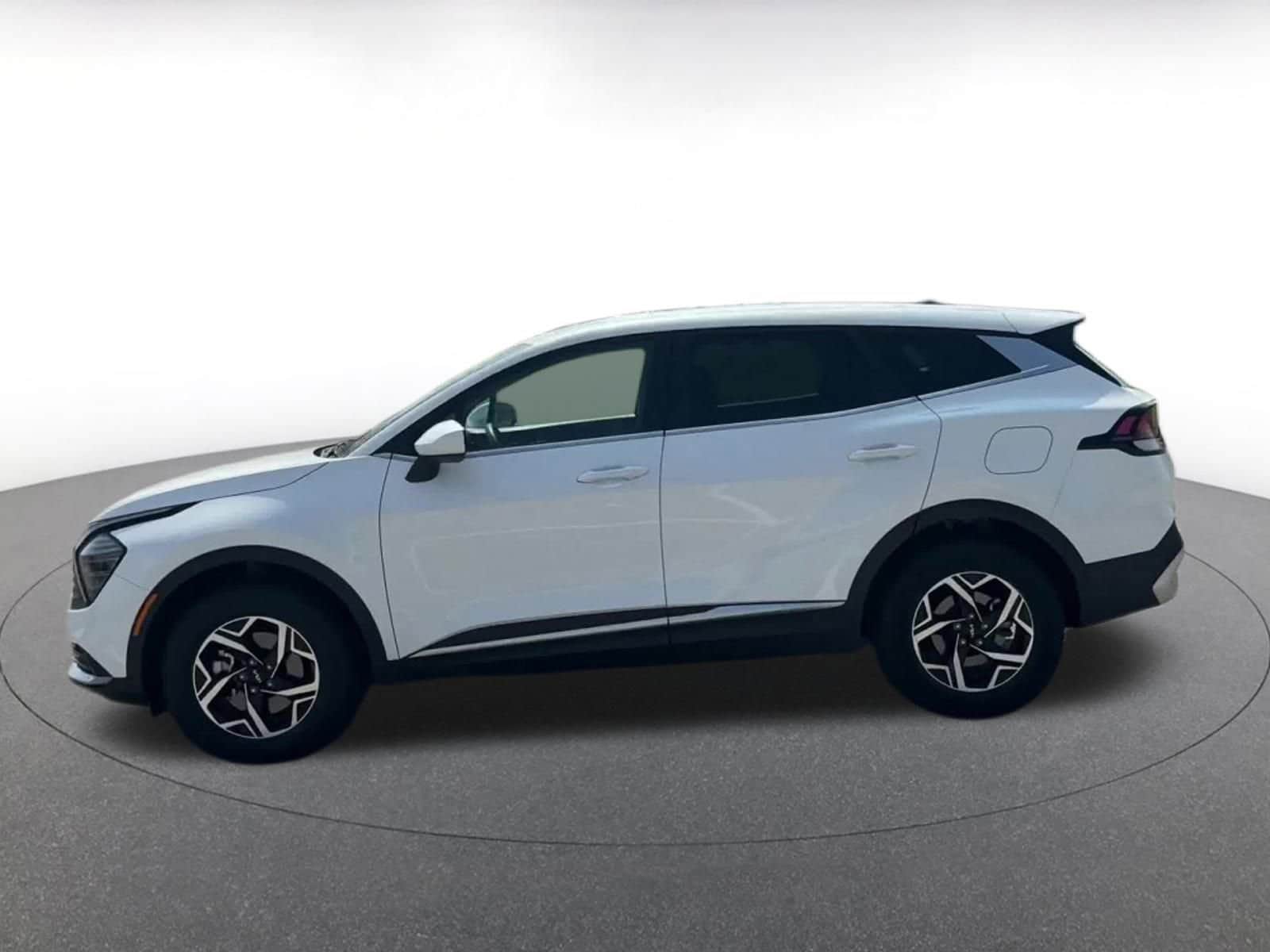 Thumbnail: 2024 Kia Sportage - 8