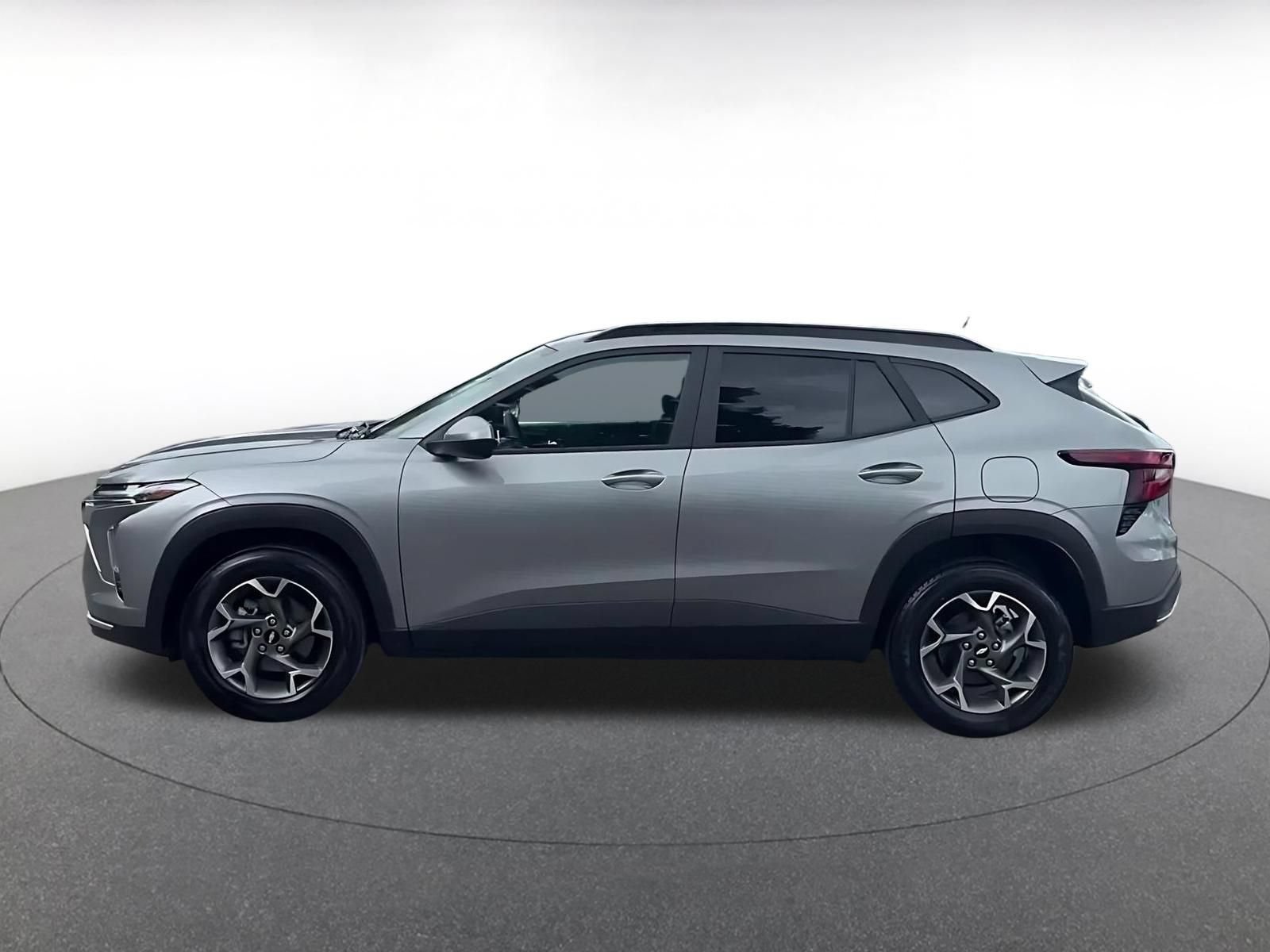 Thumbnail: 2025 Chevrolet Trax - 9