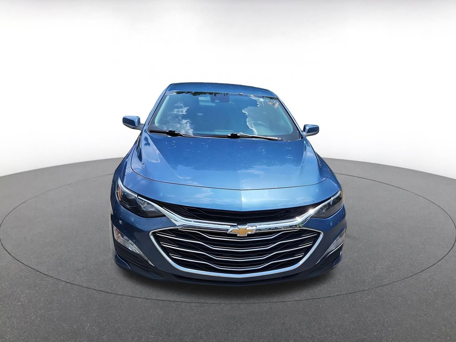 Thumbnail: 2024 Chevrolet Malibu - 1
