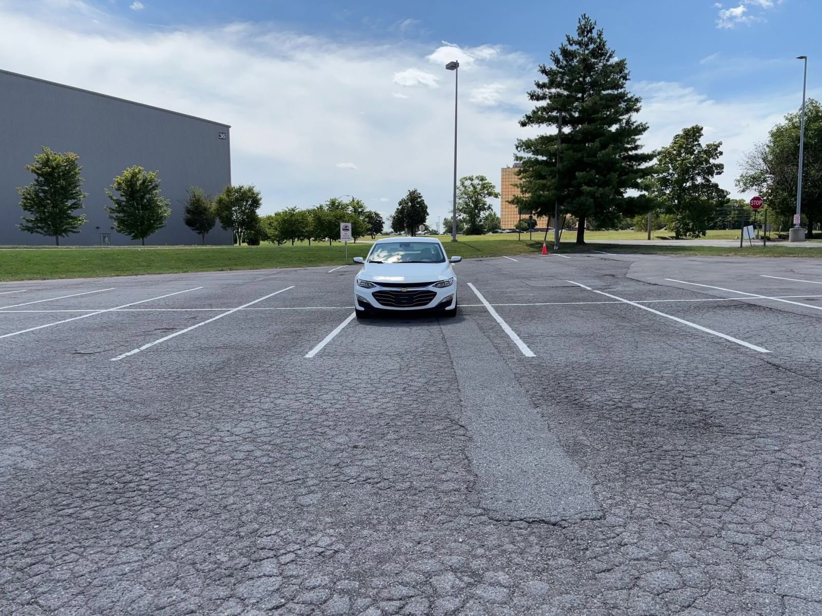 Thumbnail: 2024 Chevrolet Malibu - 12