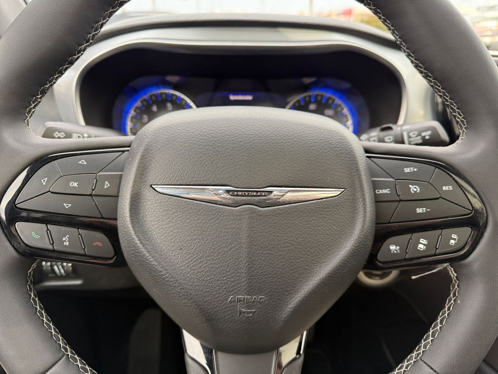 Thumbnail: 2025 Chrysler Pacifica - 31