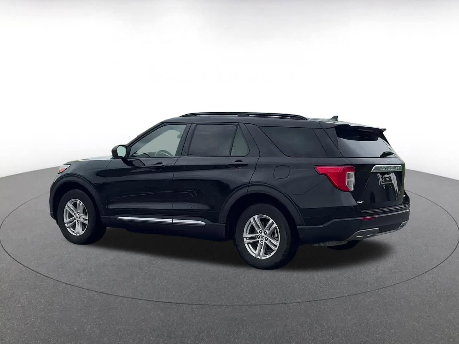 Thumbnail: 2023 Ford Explorer - 12