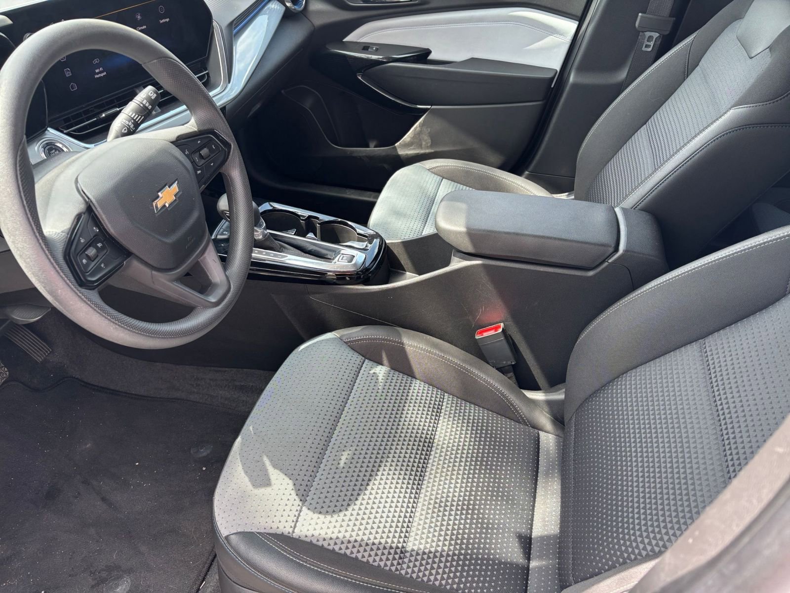 Thumbnail: 2025 Chevrolet Trax - 25