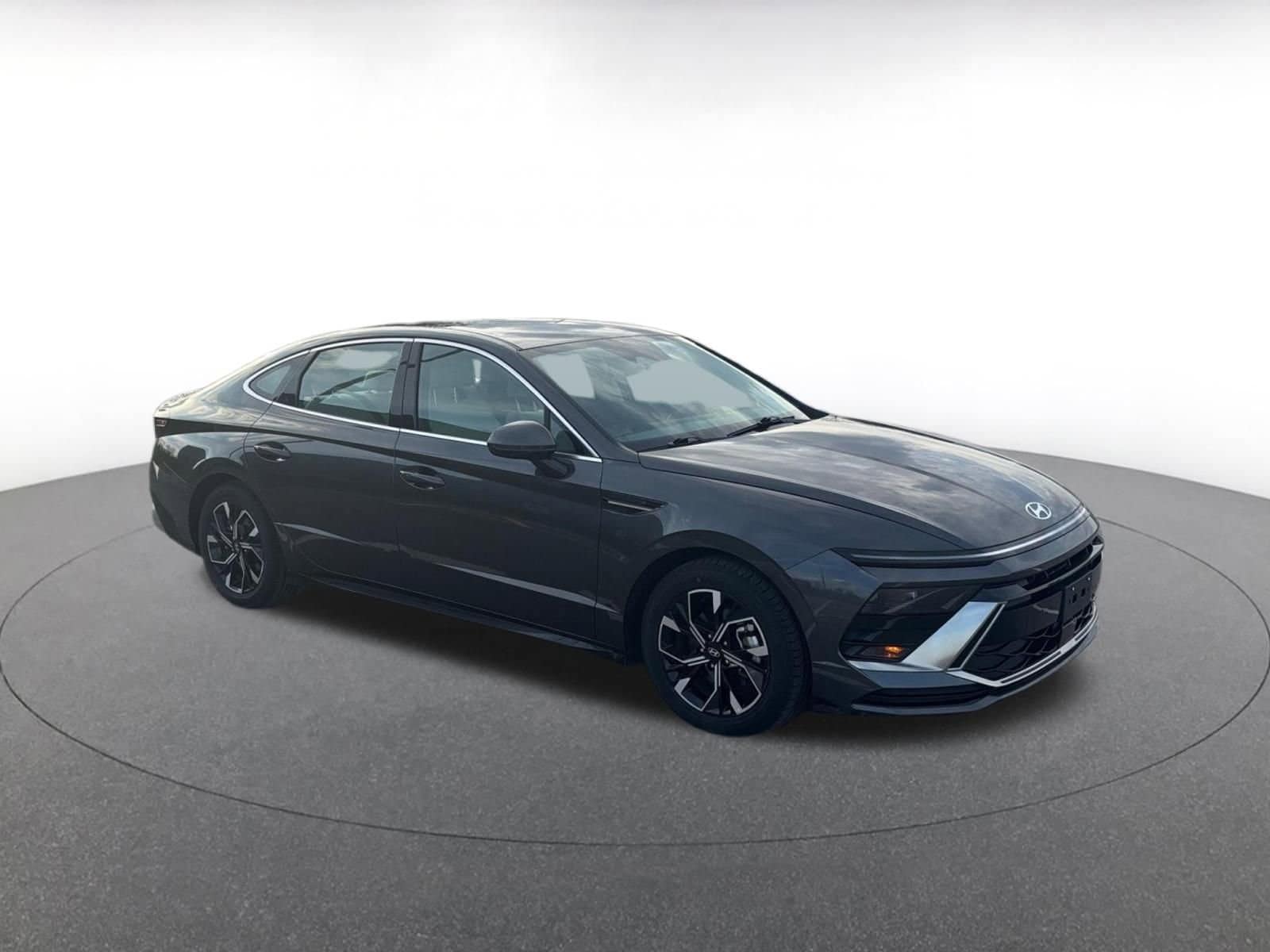 Thumbnail: 2025 Hyundai Sonata - 1