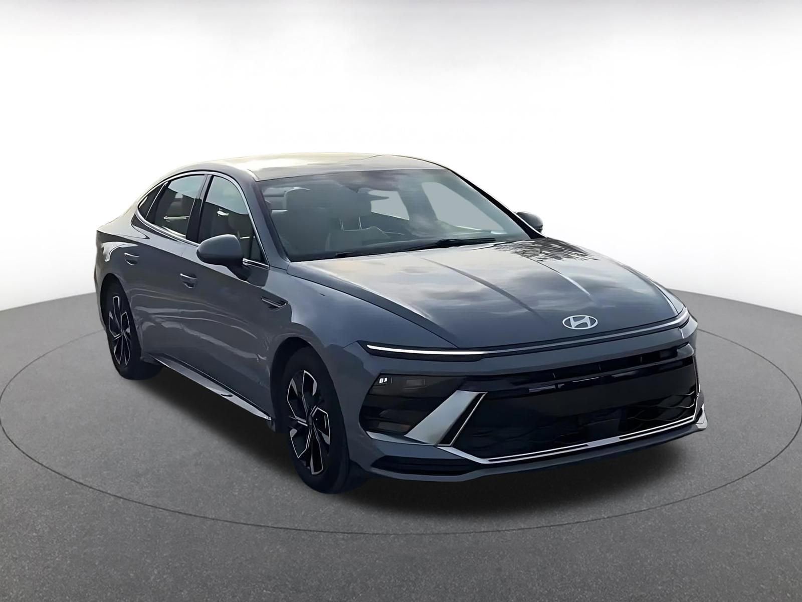 Thumbnail: 2025 Hyundai Sonata - 3