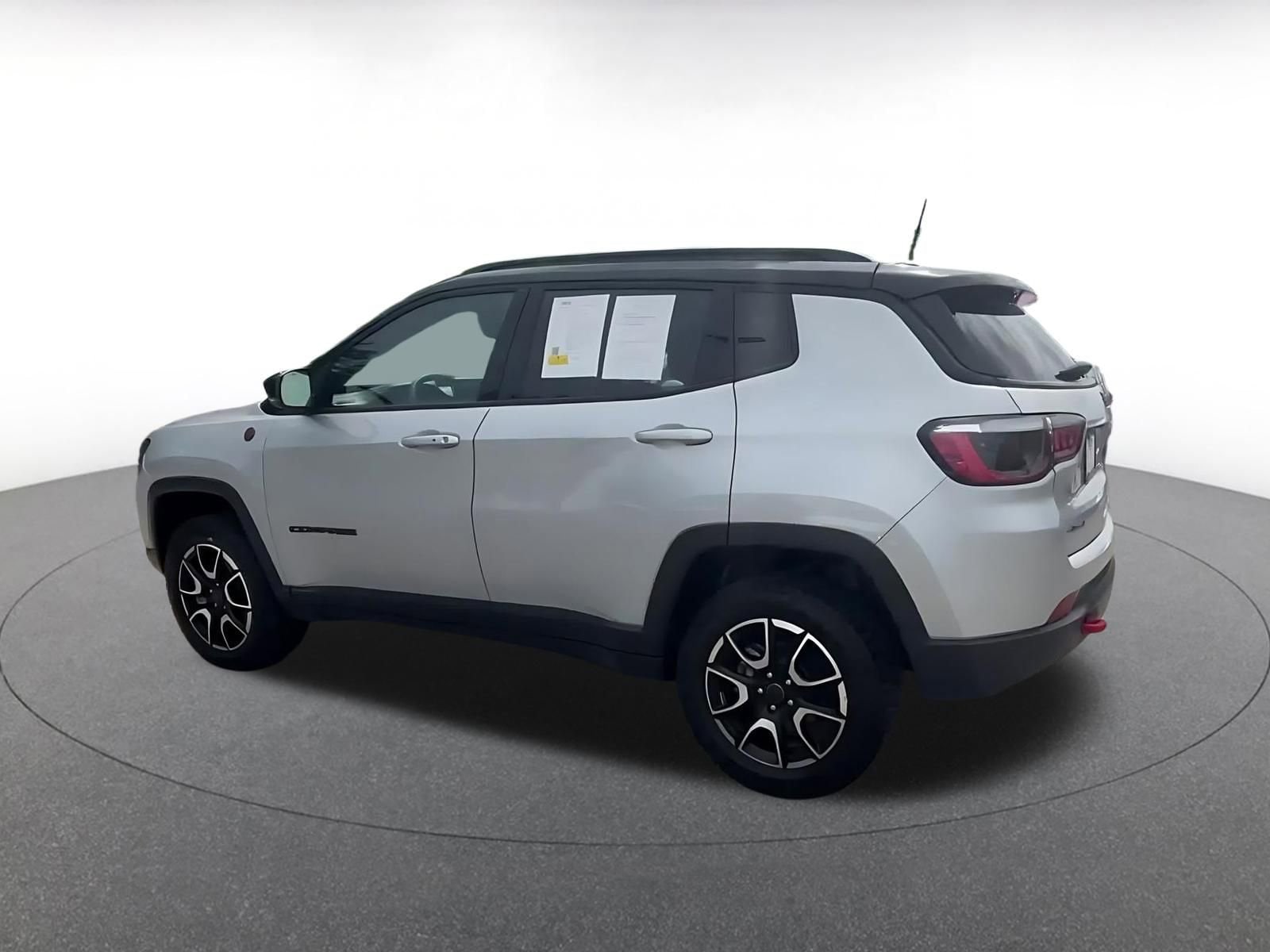 Thumbnail: 2025 Jeep Compass - 10