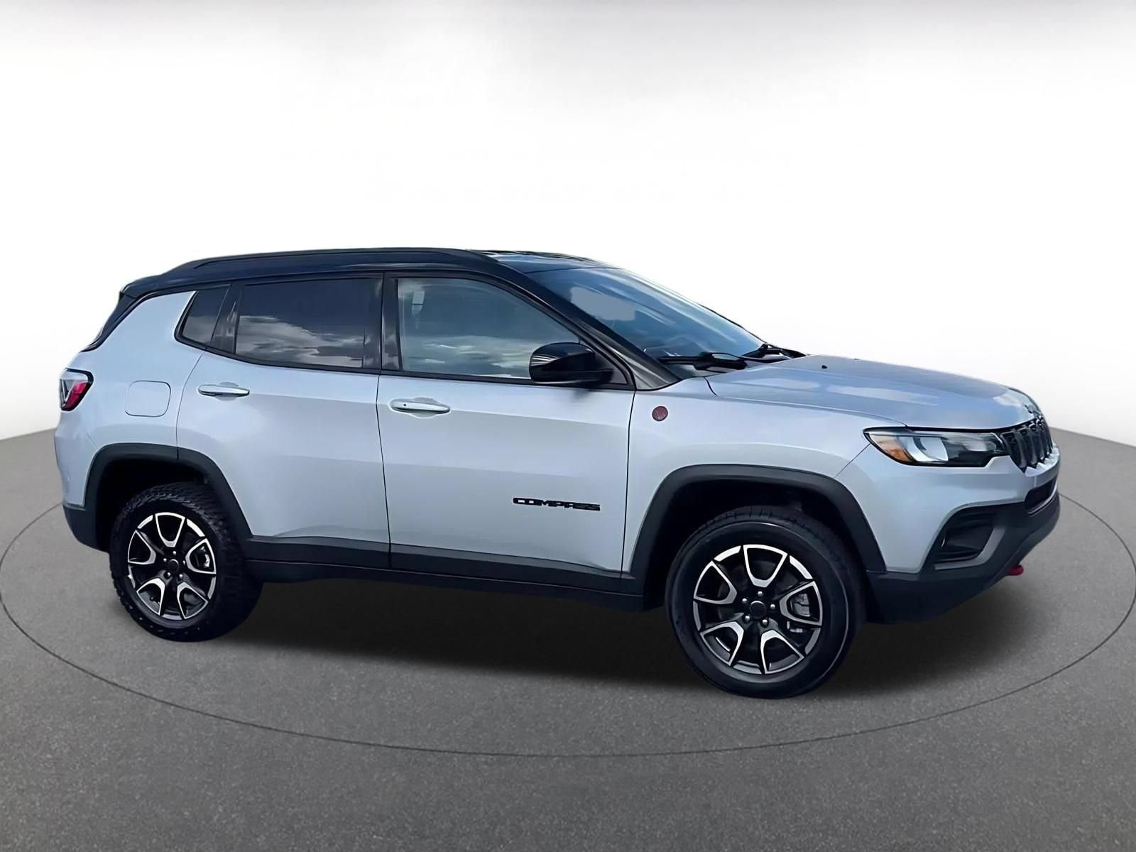 Thumbnail: 2025 Jeep Compass - 15