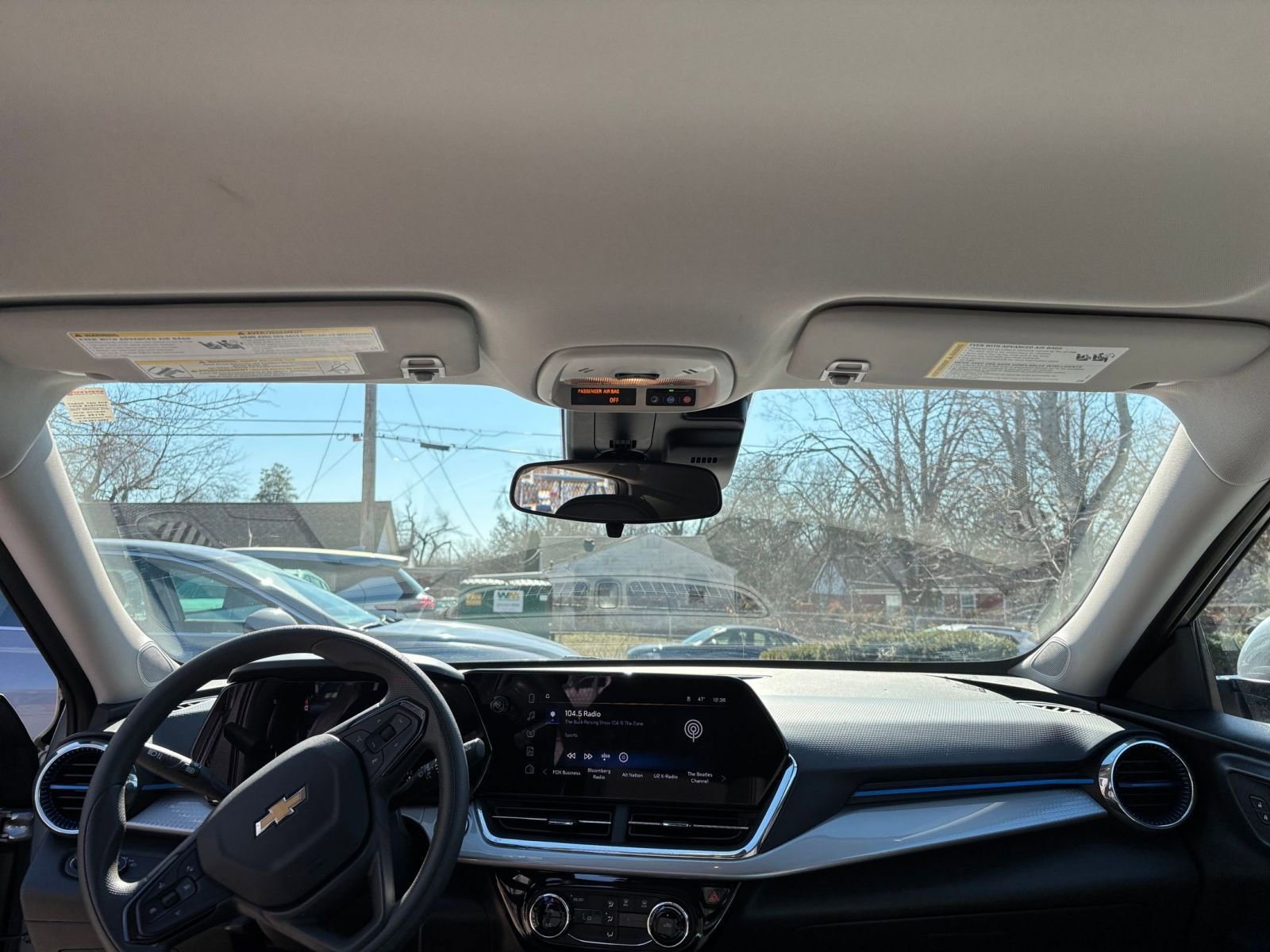 Thumbnail: 2025 Chevrolet Trax - 32