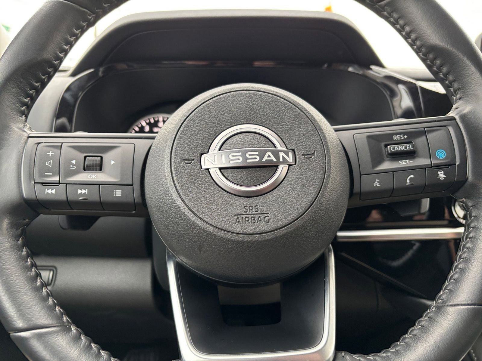 Thumbnail: 2025 Nissan Pathfinder - 30