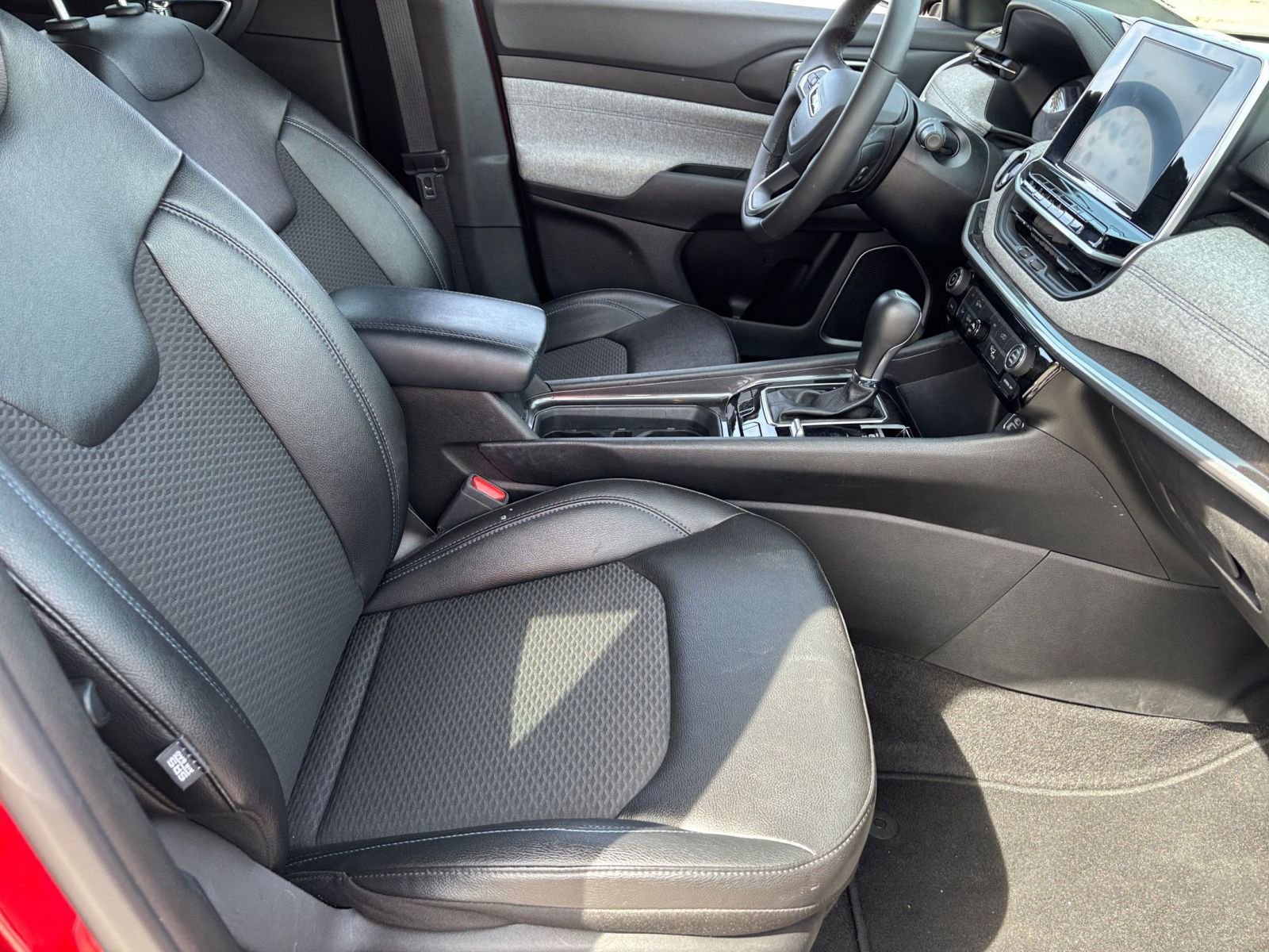 Thumbnail: 2025 Jeep Compass - 35