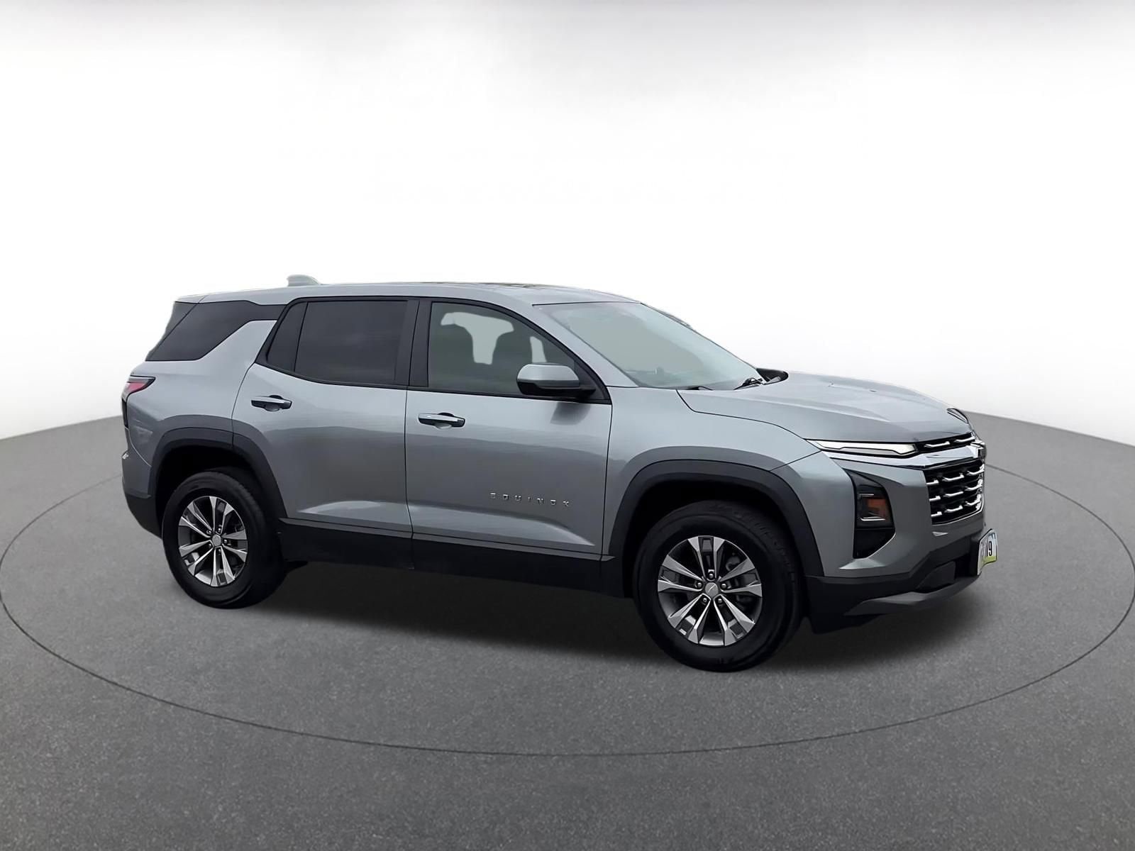 Thumbnail: 2025 Chevrolet Equinox - 2