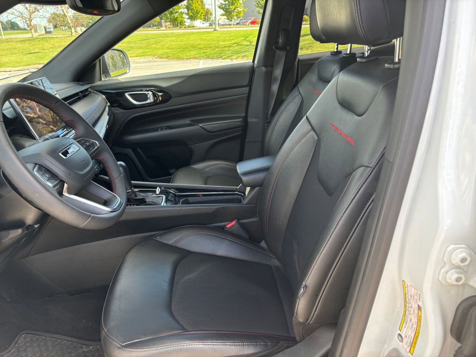 Thumbnail: 2025 Jeep Compass - 24