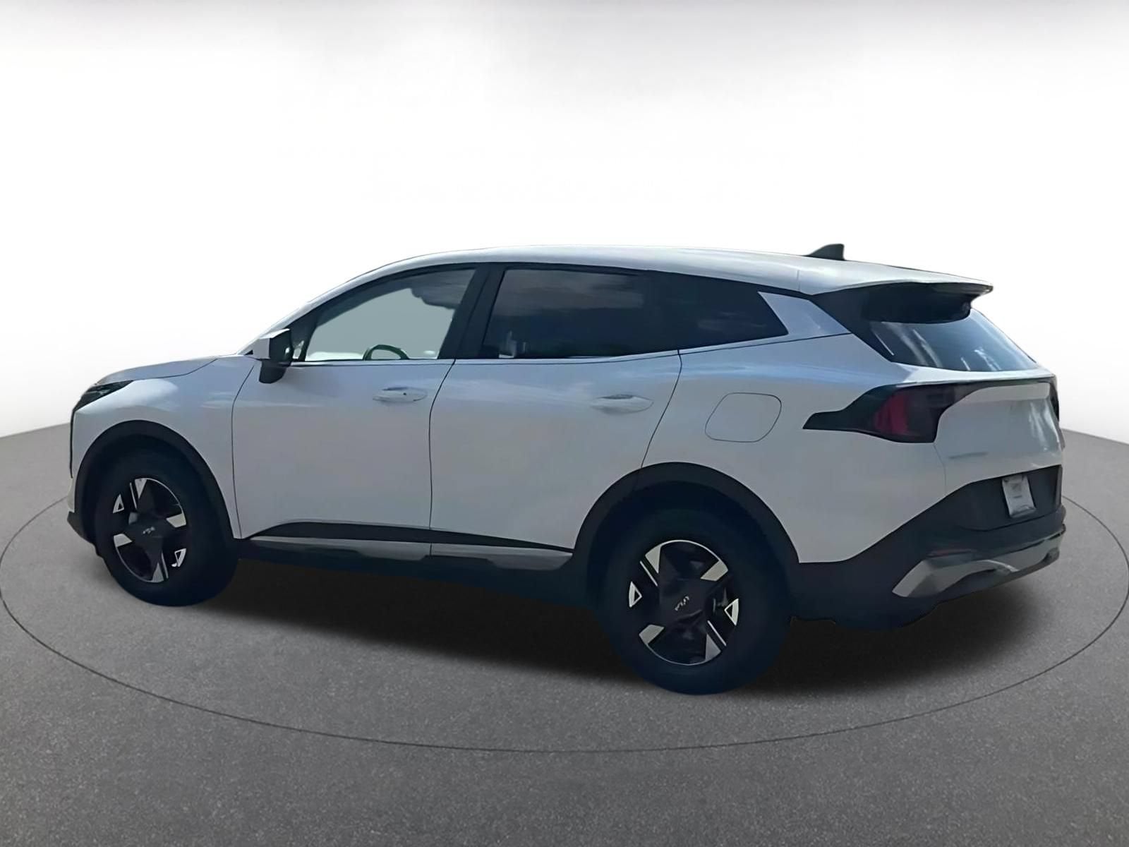 Thumbnail: 2026 Kia Sportage - 9