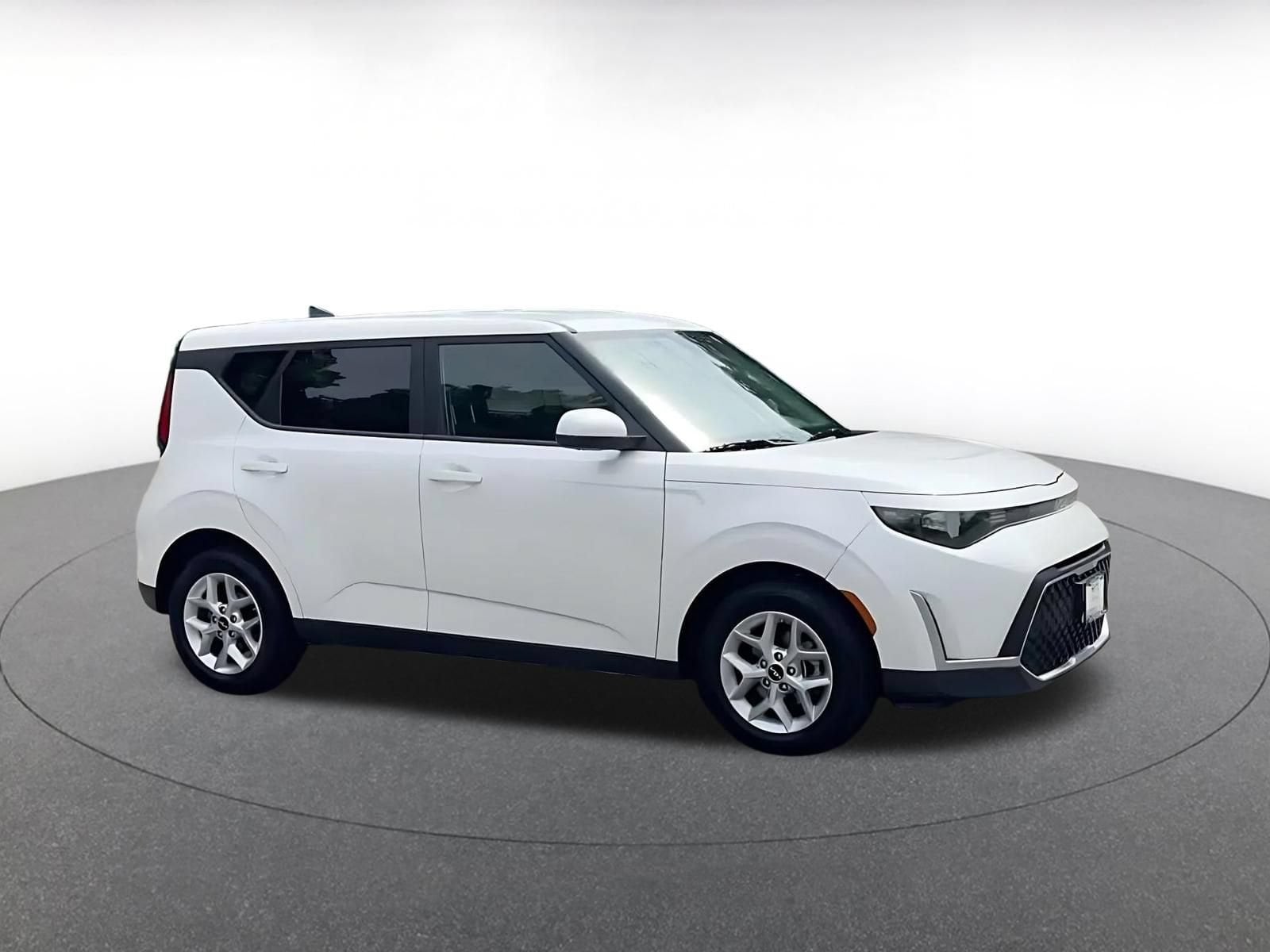 Thumbnail: 2025 Kia Soul - 2