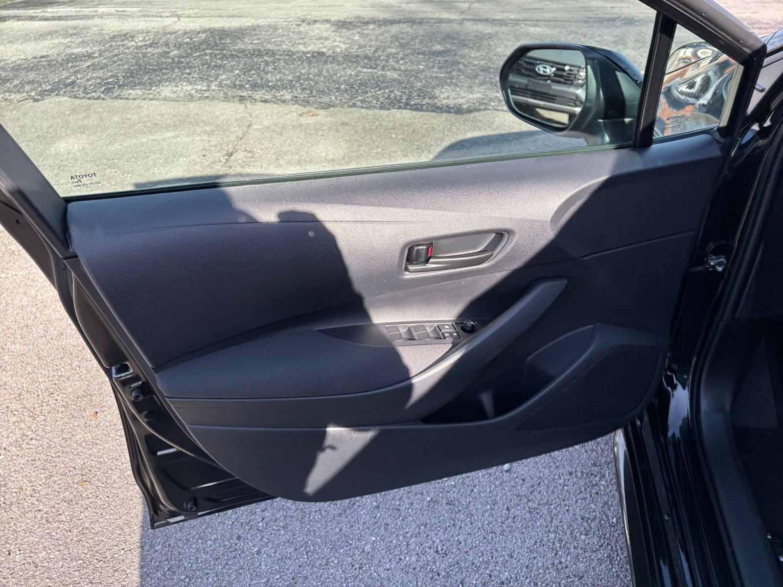 Thumbnail: 2025 Toyota Corolla - 20