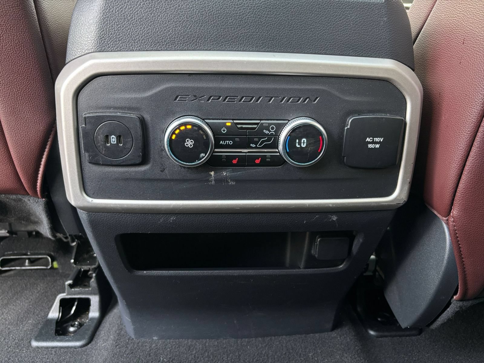 Thumbnail: 2024 Ford Expedition - 30