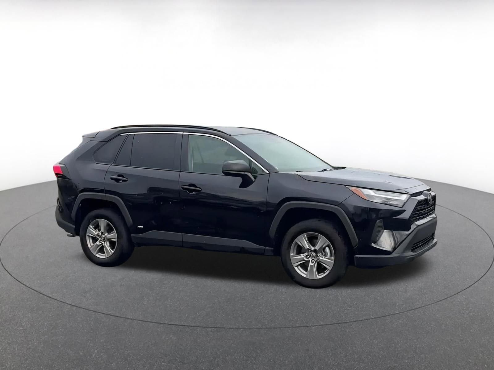 Thumbnail: 2025 Toyota RAV4 - 2