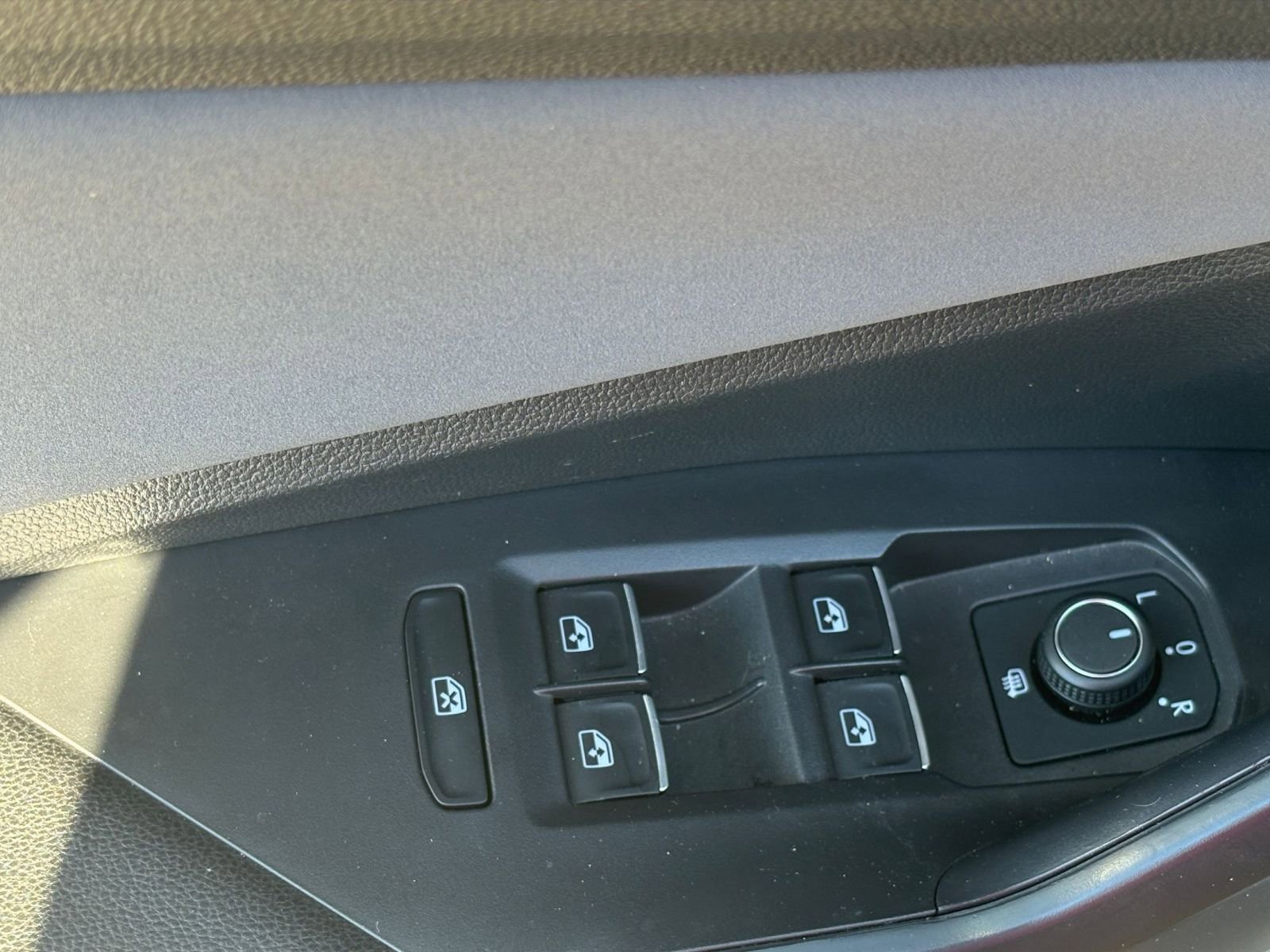 Thumbnail: 2025 Volkswagen Jetta - 20