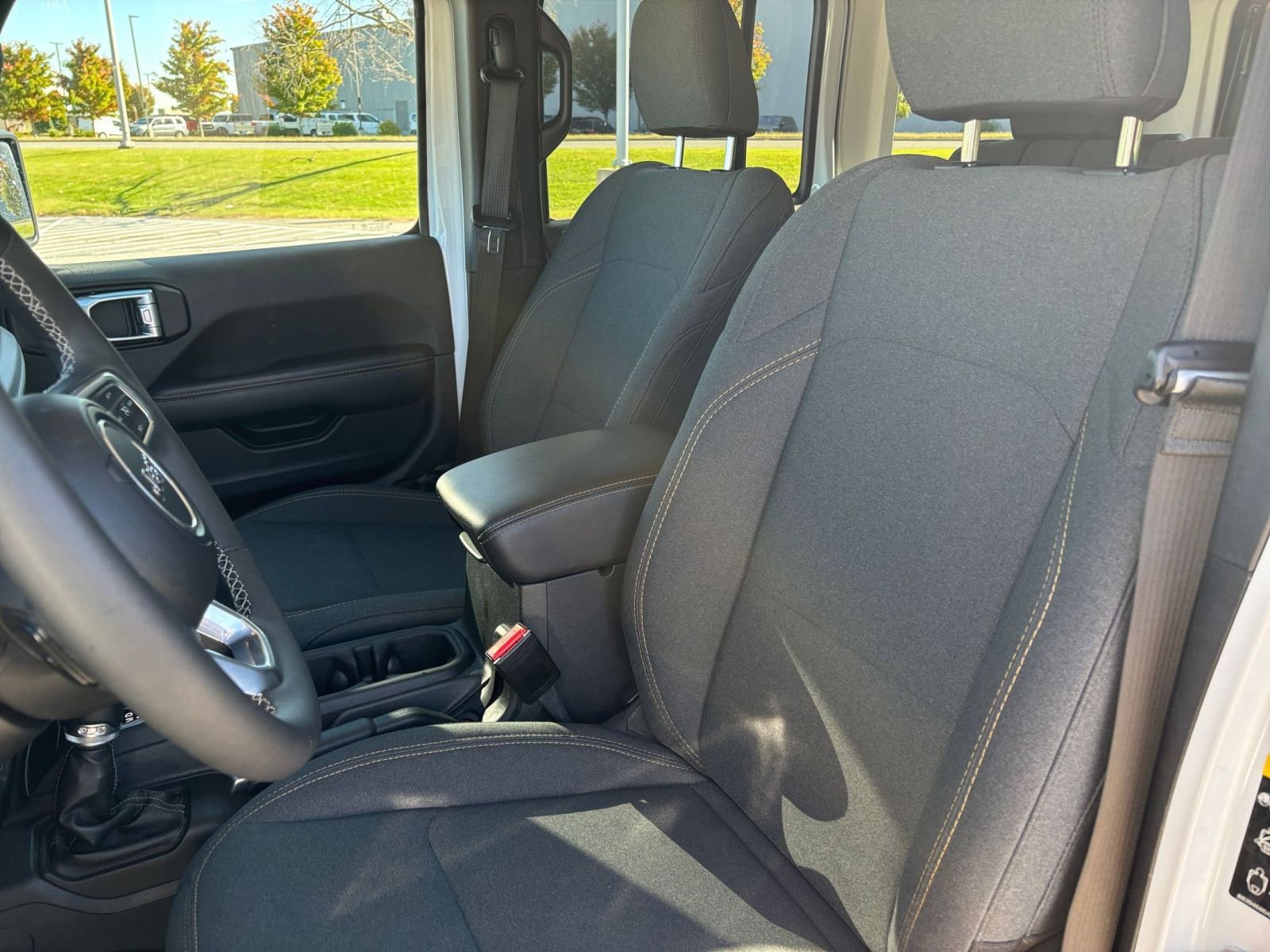 Thumbnail: 2025 Jeep Wrangler - 35