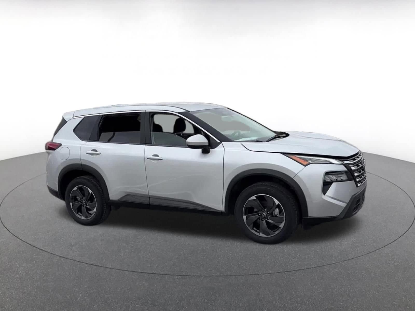 Thumbnail: 2025 Nissan Rogue - 2