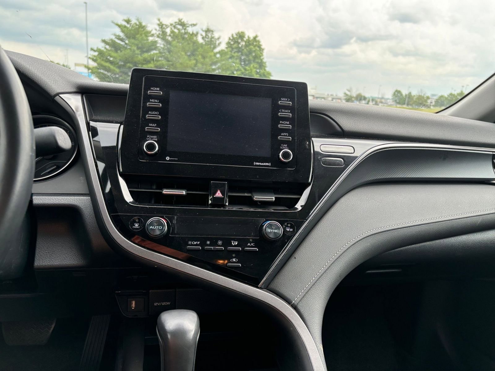 Thumbnail: 2024 Toyota Camry - 18